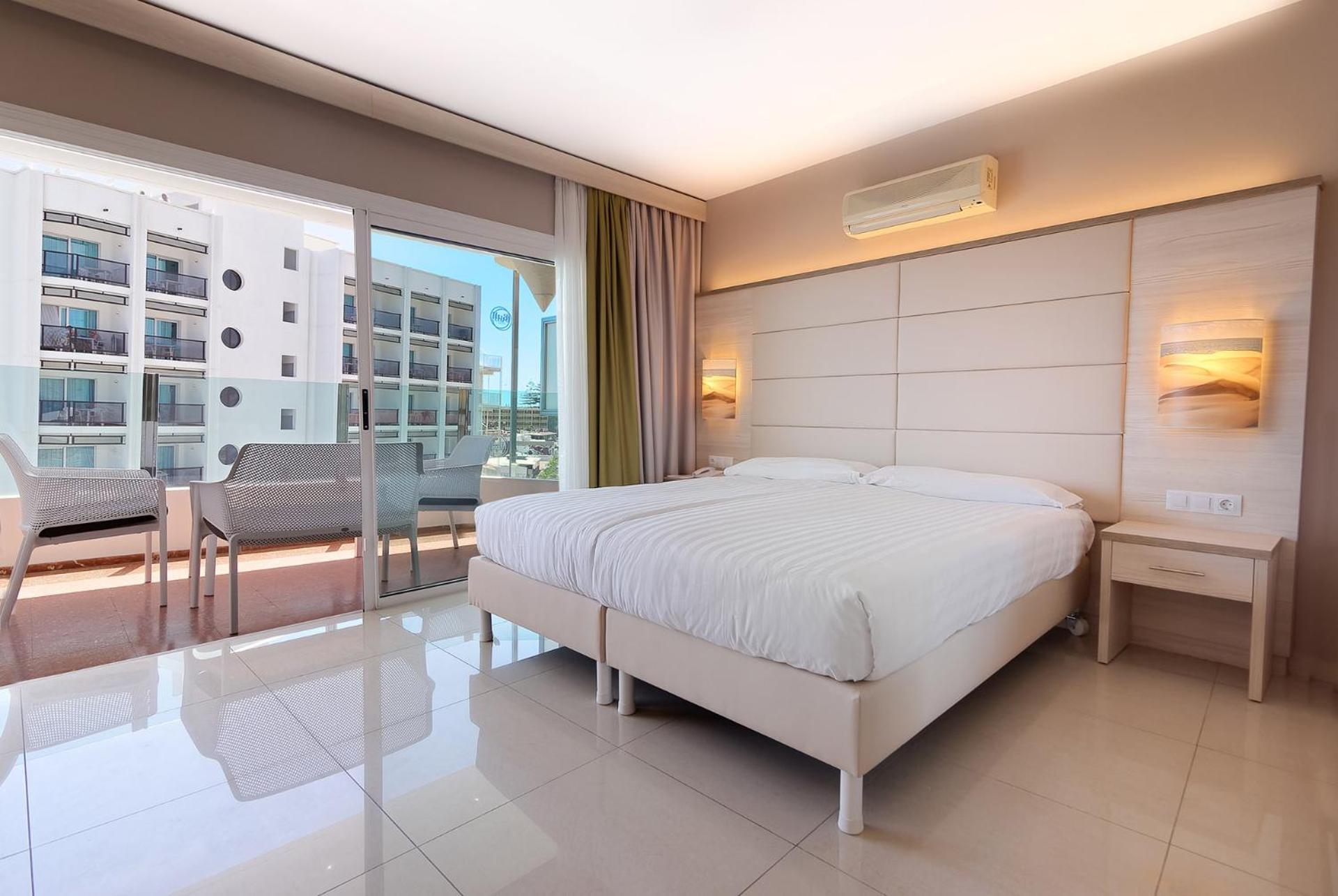 Bull Escorial & Spa بلايا ديل إنغلز المظهر الخارجي الصورة